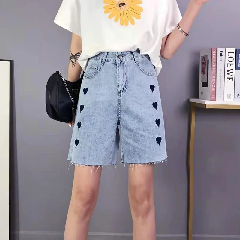 

Oversized Denim Knee Length Pants Casual Loose Vintage Love Heart Jeans Shorts Women High Waist Harajuk Plus Size Woman Shorts