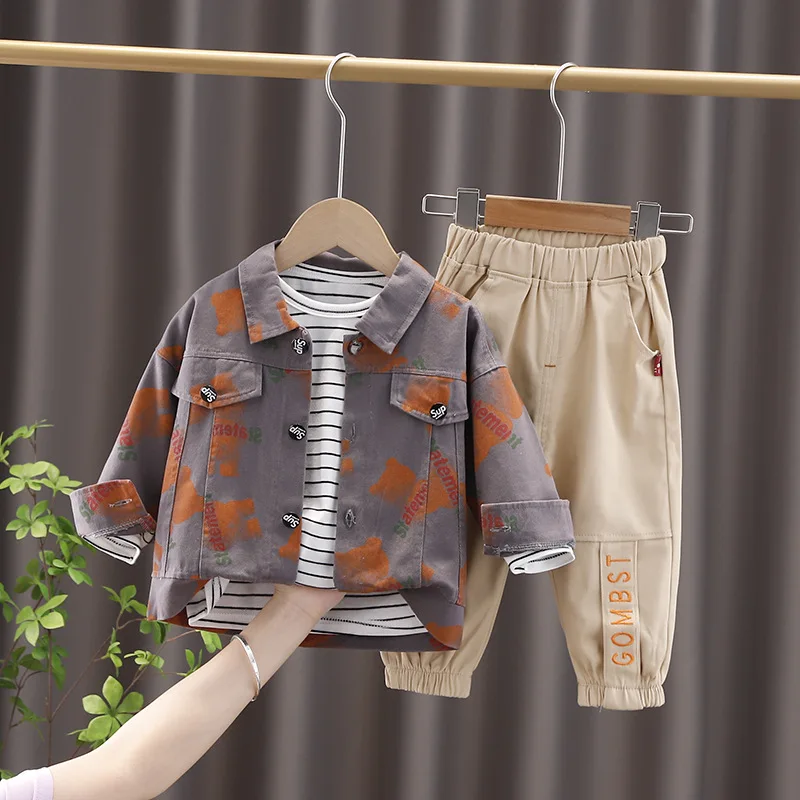 

Baby Boys Clothes Sets Spring Autumn New Handsome Fashion Toddler Printing Coat+Striped T-shirts+Pants 3pcs Kids Casual Outfits