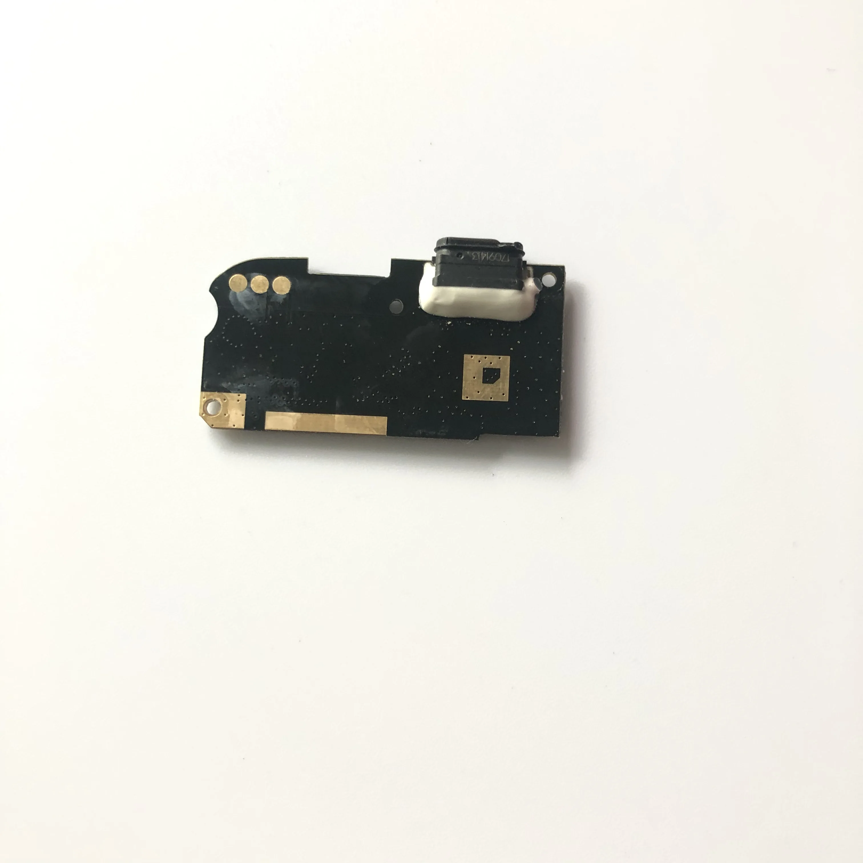 

Used Original USB Plug Charge Board For Blackview BV9500 Pro MT6763T 5.7" 2160x1080 Smartphone