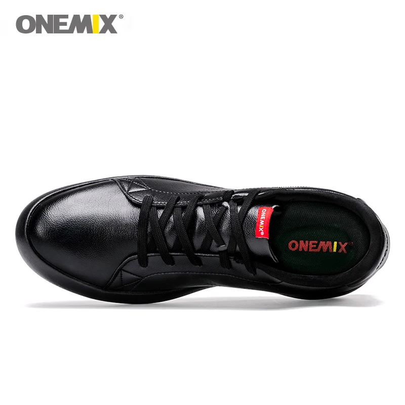 

ONEMIX Classic Men Skateboarding Shoes Athletic Breathable Shoes Comfortable Leather Lace-up Outdoor Casual Flat Walking Sneaker
