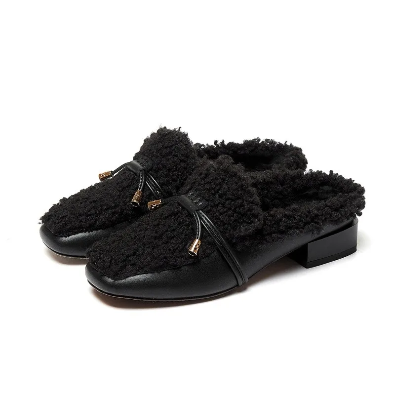 

Handmade mules shoes women faux fur leather retro square toe pumps woman low heels short plush winter slipper sandals white 2020