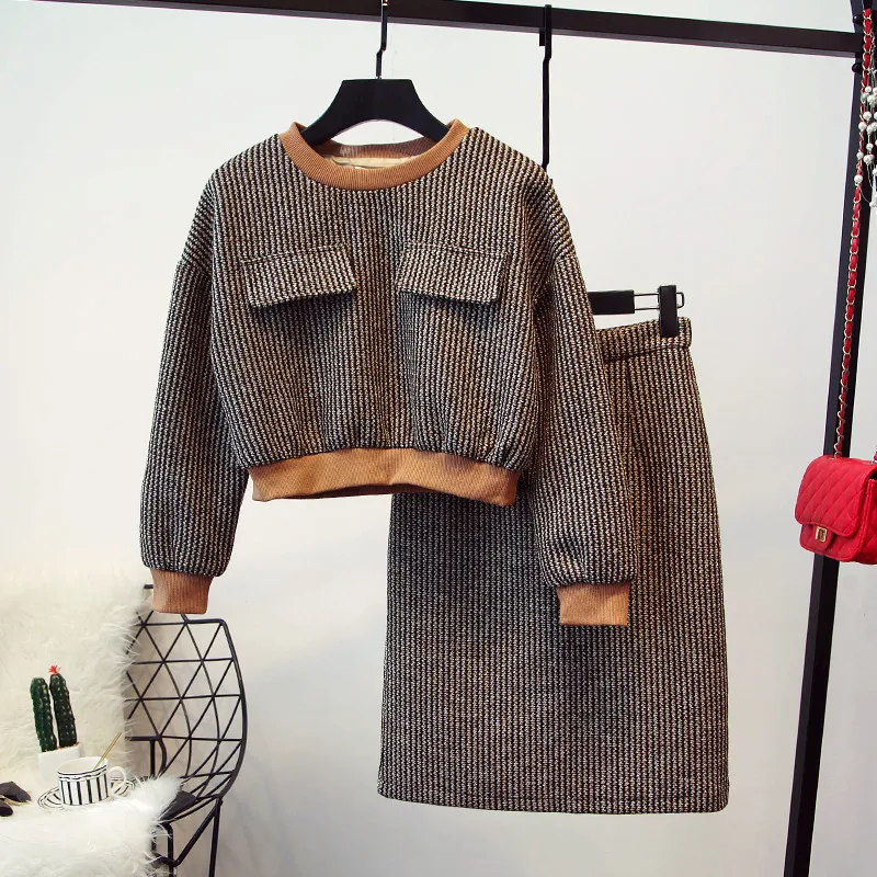 Женский комплект из двух предметов укороченный топ и юбка модный костюм в