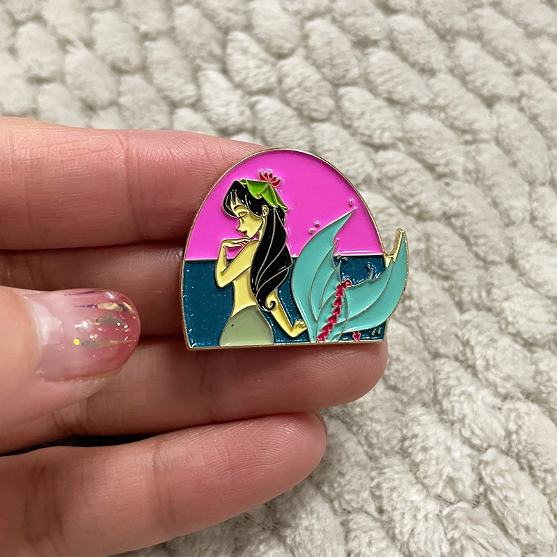 Эмалированная заколка с зеленым рыбьим хвостом и черными волосами - купить по