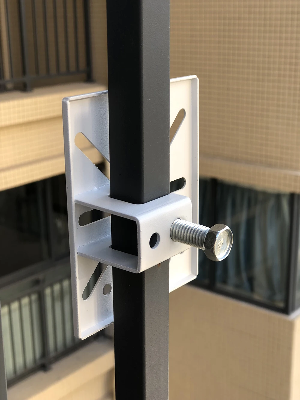 Стойка для наружного видеонаблюдения OwlCat высокое качество толщина 2 см