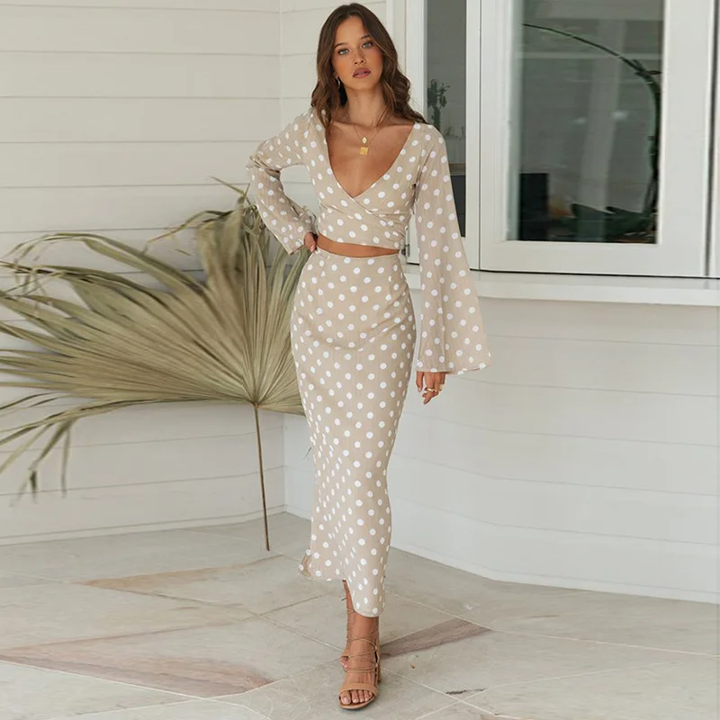 

Sexy Deep V-Neck Polka Dot 2 Pieces Sets Skirt And Top Set 2020 Spring/Autumn Women Two Piece Set Mermaid Dress Sets Y44