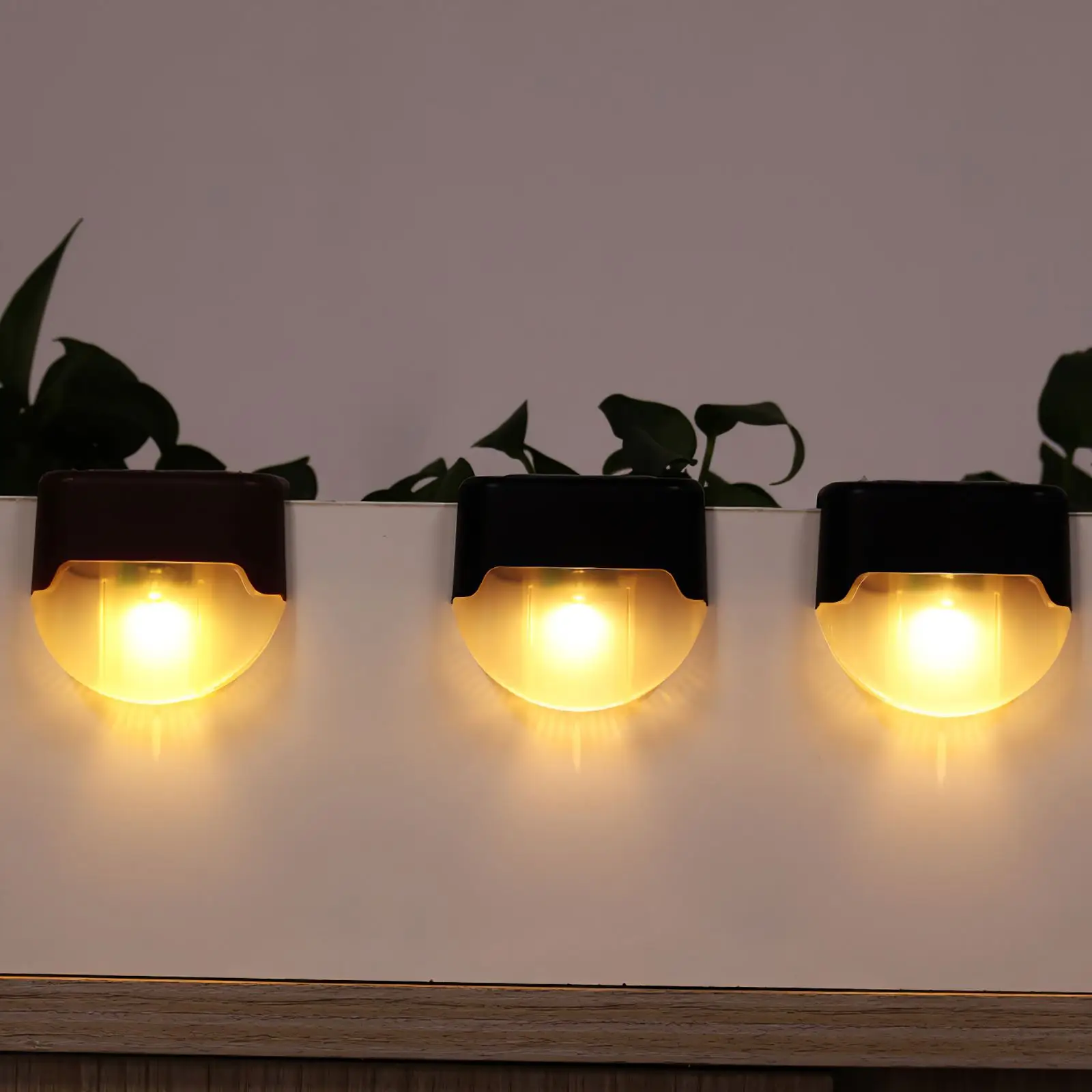 

Светодиодные лампы на солнечной батарее, уличные водонепроницаемые садовые светильники для украшения внутреннего двора, лестницы, двора, з...