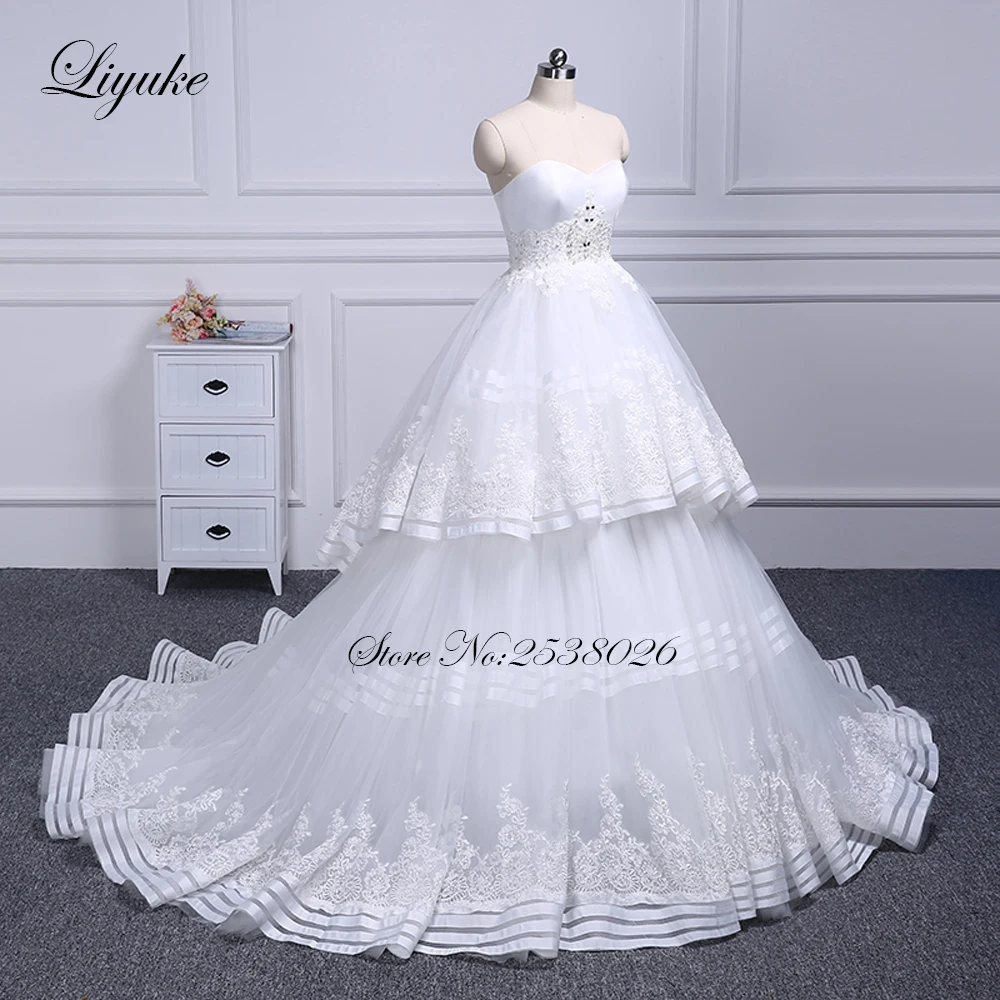 Свадебное платье-трапеция Liyuke без бретелек с многоярусной юбкой со шлейфом