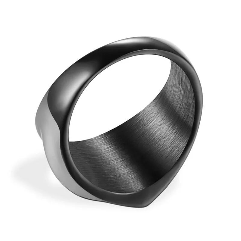 

New Trendy Personality Jewelry Titanium Steel Men's Ring New Retro Stainless Steel Ring Prismatic Ring