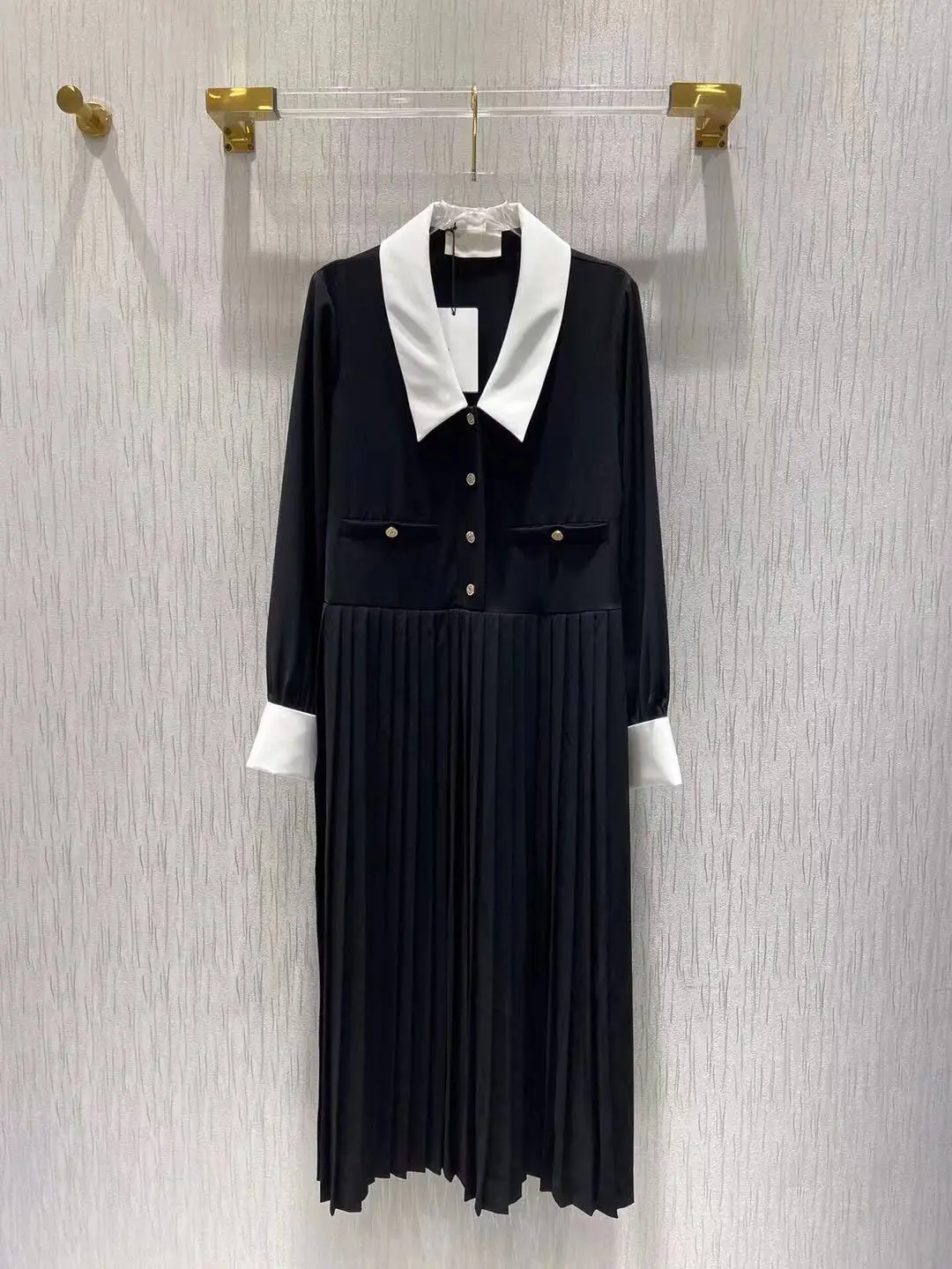 

2021 Autumn Winter Fashion Runway Vintage Black Long Dress Women Long Sleeve Pleated Color Patchwork Dress