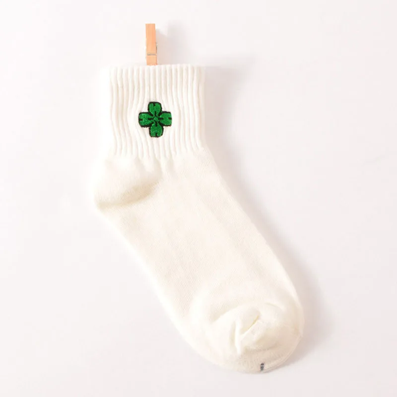 White Clover Новые хлопковые носки с вышивкой Kwakii, корейские белые забавные носки с героями мультфильмов, сезон лето-весна, мягкие дышащие носки, Прямая - Цвет: White Clover