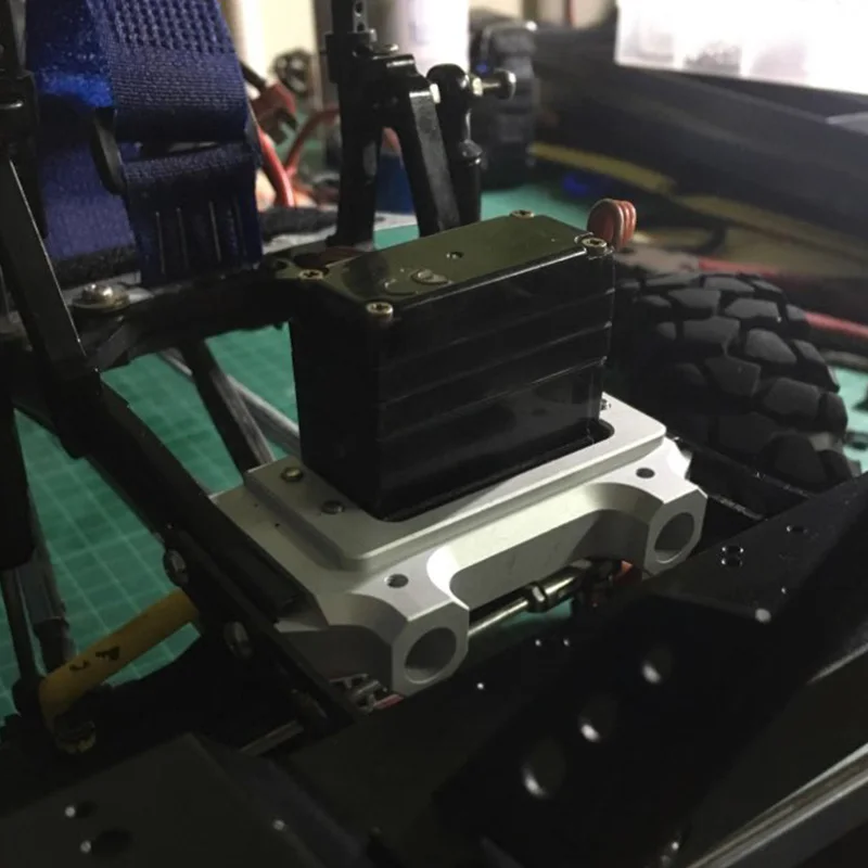 

For AXIAL SCX10 II Metal Servo Relocation Front Bumper Mount Beam for AXIAL SCX10 II 90046 90047 90060 1/10 RC Crawler