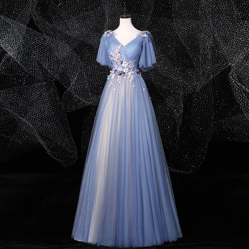 

Red Renaissance Dresses Ball Gown with Marie Antoinette Madame Tussauds