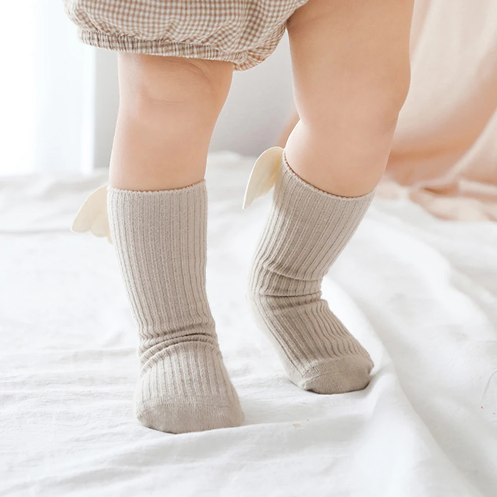 Новые детские носки милые Гольфы с крыльями для маленьких девочек, мягкие хлопковые носки для малышей Детские зимние носки для маленьких девочек, Прямая поставка