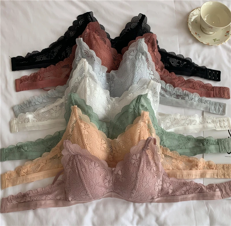 Бюстгальтер кружевной бесшовный с глубоким V образным вырезом во французском