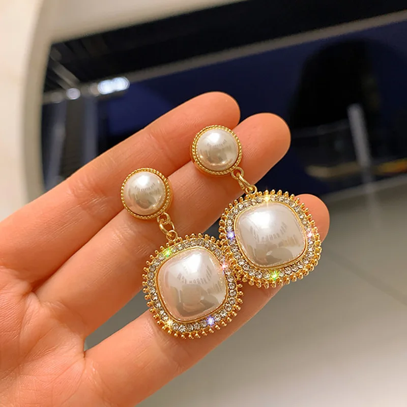 

New Fashion Korean Oversized White Pearl Drop Earrings for Women Classic Golden Square Crystal Wedding Earrings Jewelry Gift