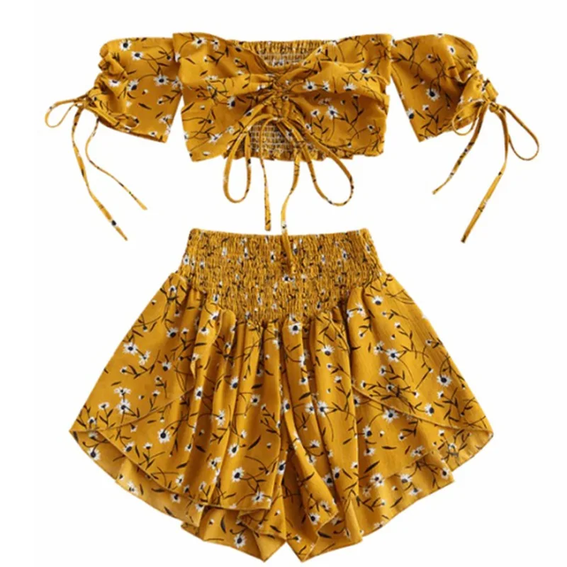 

Женский костюм с открытыми плечами, летний короткий топ с вырезом лодочкой и короткими рукавами и шорты с высокой талией, пляжные богемные к...