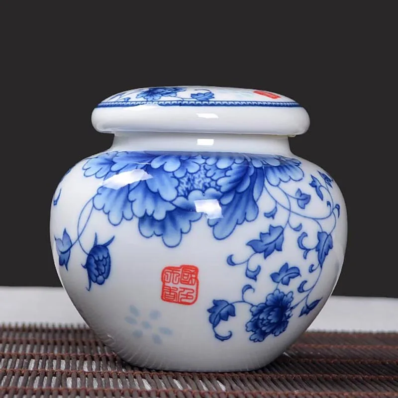 

Kitchen,Dining & Bar