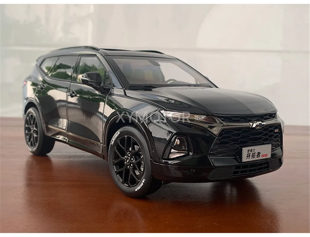 

Модель литая автомобиля 1:18 для Chevrolet CHEVROLET BLAZER RS, детские игрушки, подарки, коллекция, украшения, черный цвет