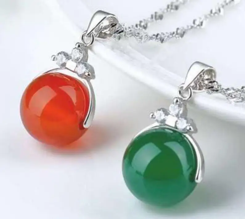 Женские серьги из бисера инкрустированные зелеными нефритовыми бусинами 925 |