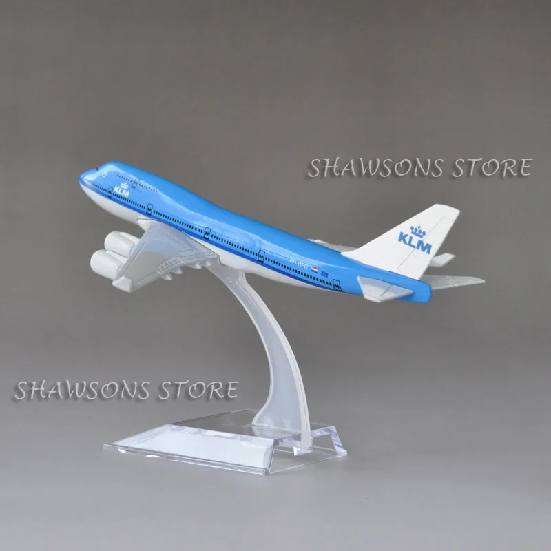 Литая металлическая Игрушечная модель самолета 1:440 Боинг 747 400 KLM миниатюрная
