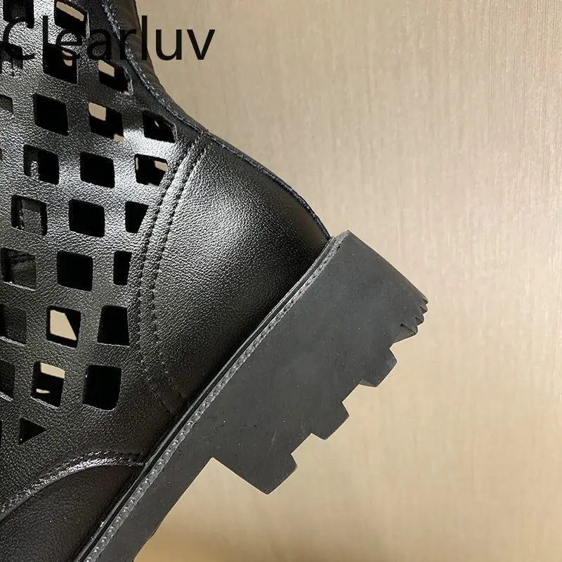 

New Fashion Martin Boots Thick Bottom Middle Heel Middle Boots Women Hollow Belt Buckle Side Zipper Motorcycle Boots Size 35-39