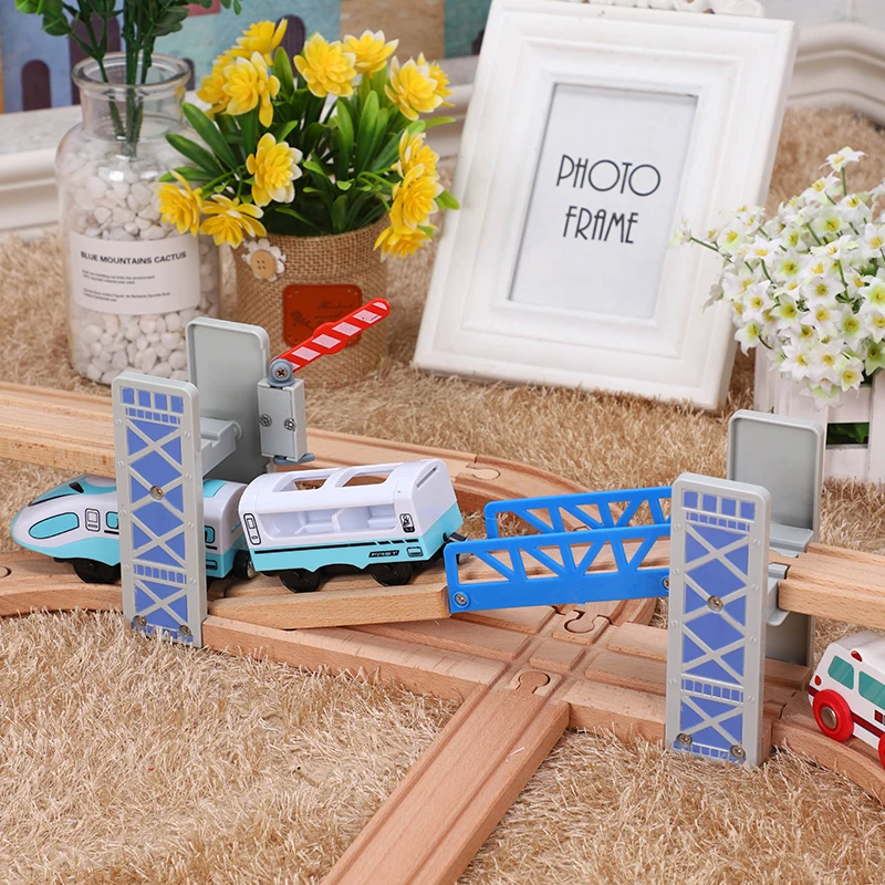 Деревянная железная дорога двухслойный подъемный мост забор деревянная дорожка