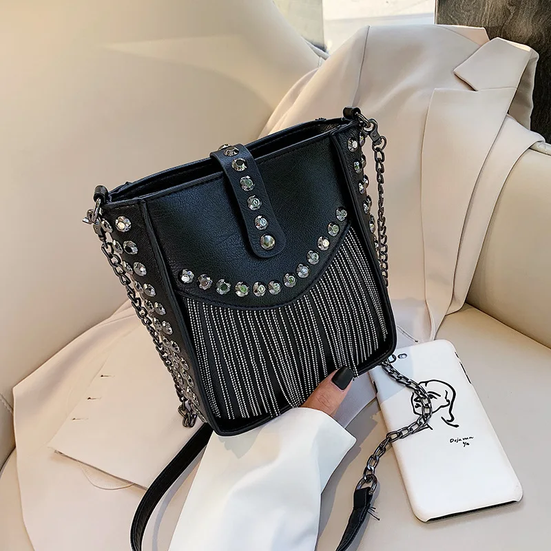 

Luxury Diamond Rivet Chain Brand Designer PU Leather Crossbody Bags For Women Shoulder Bag Lady Luxury Small Handbags Mini Purse