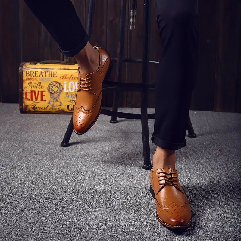 Туфли мужские свадебные на шнуровке классические заостренный носок броги