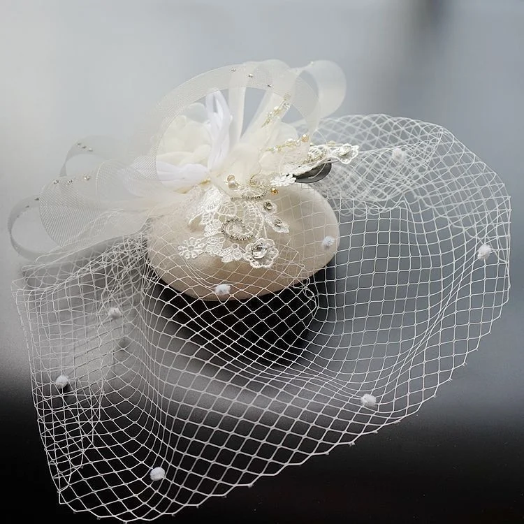 

Luxury Pearl Bridal Headpiece Handmade Bride Veil Fascinator Wedding Hair Accessories Photo Pillbox Hat Party Fedora Chic Beret