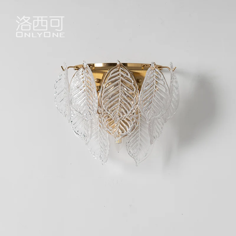 Стеклянная настенная лампа в виде листьев свежий и легкий роскошный