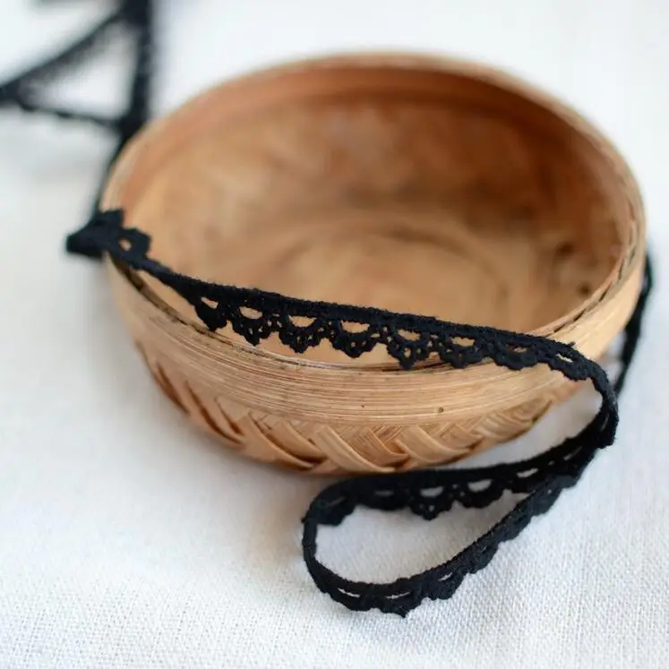 Лучшая цена 5 метров новый черный цветок кружева аппликация для рукоделия