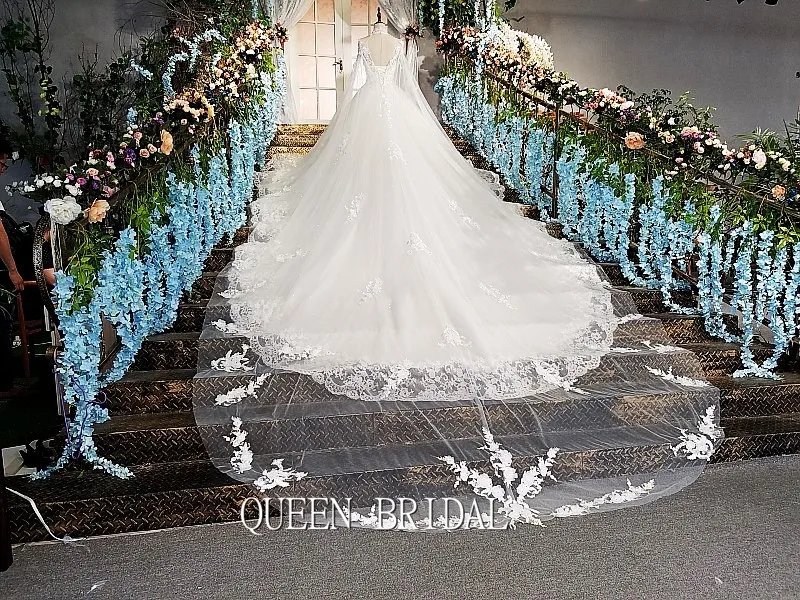 Luxury Ball Gown High Neck Big Train Puffy Skirt Sequins Tulle Lace Beading Crystal Wedding Dresses Bridal Gowns XN03 | Свадьбы и