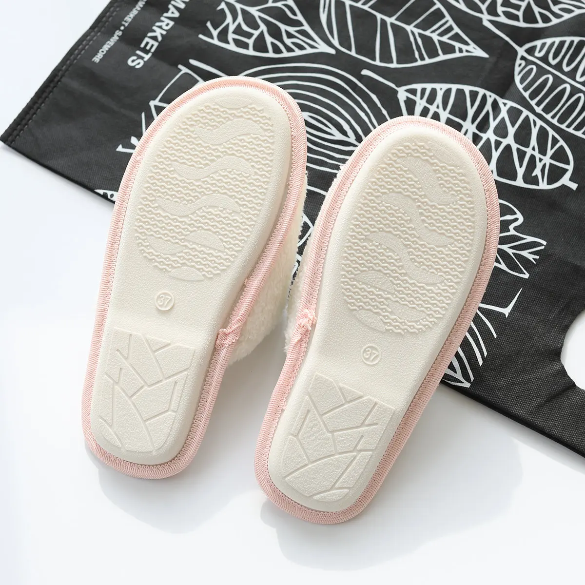 35-39 yards Cartoon net red cute little white face dog slippers soft home slippers in autumn and winter