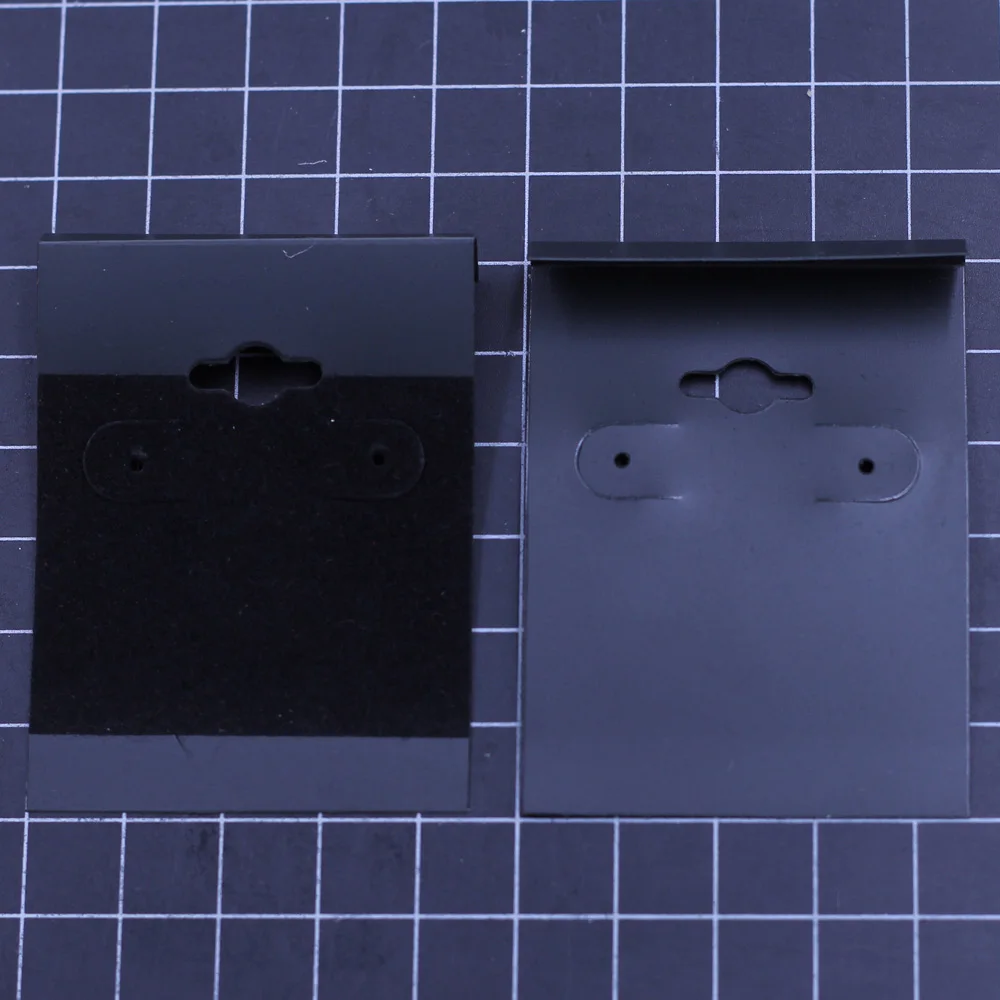 Рисунок 4 - крючки для сережек и витрин