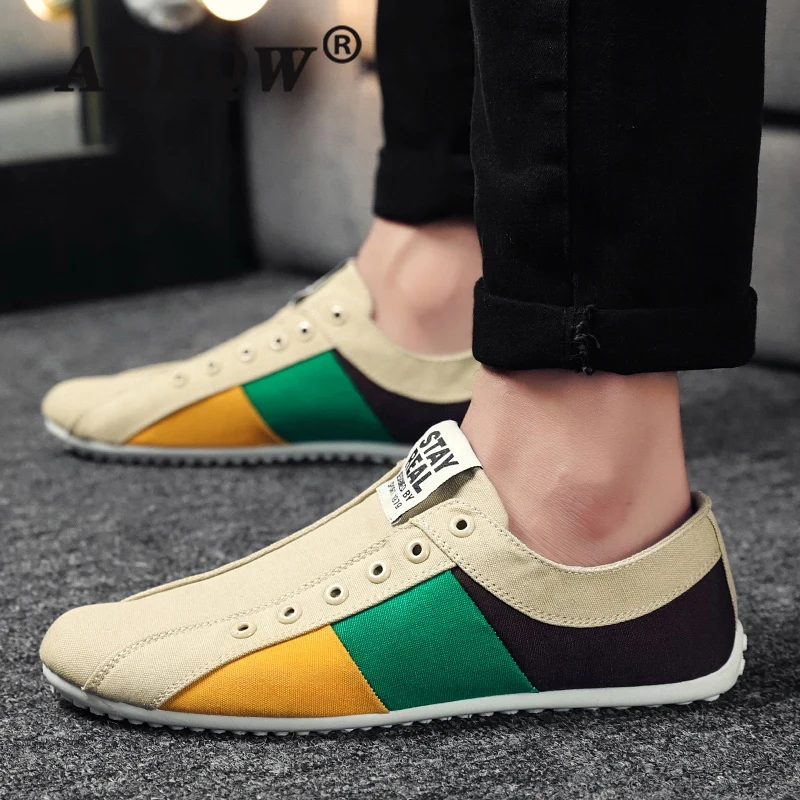 

Spring New Trend Men's Canvas Shoes Lazy Beanie Shoes Breathable All-match Casual Men's Shoes