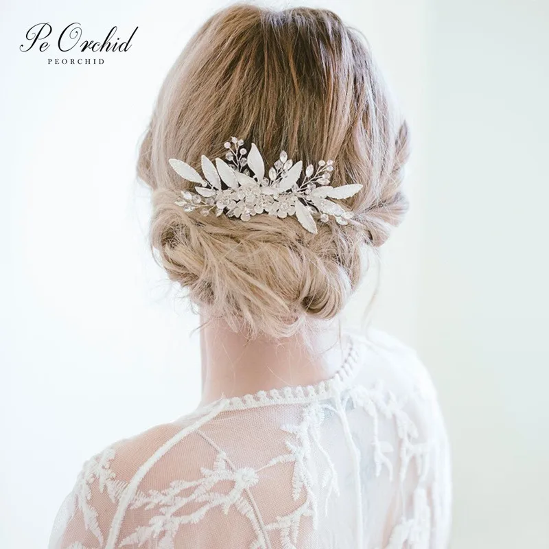 

PEORCHID 2020 Crystals Silver Wedding Hair Comb Cheap Peigne Coiffure Mariage Boho Headdress Rhinestone Bridal Hairpiece