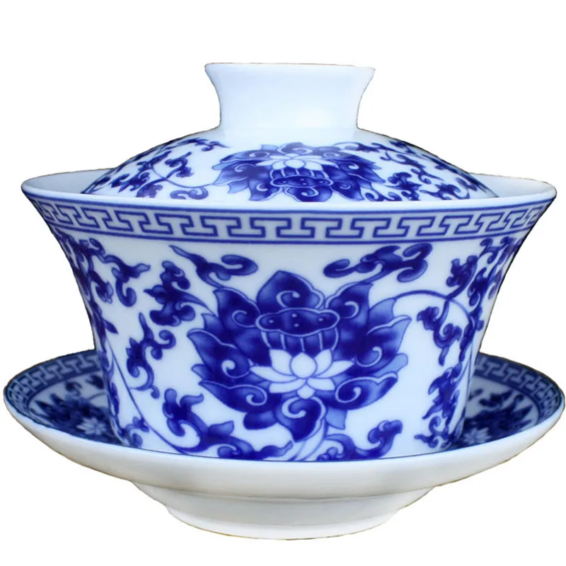

230/330ml Jingdezhen Ceramics Blue and White Tea Bowl Sancai Large Gaiwan Tea Set Eight Treasure Tea Bowl Household Cover Bowl