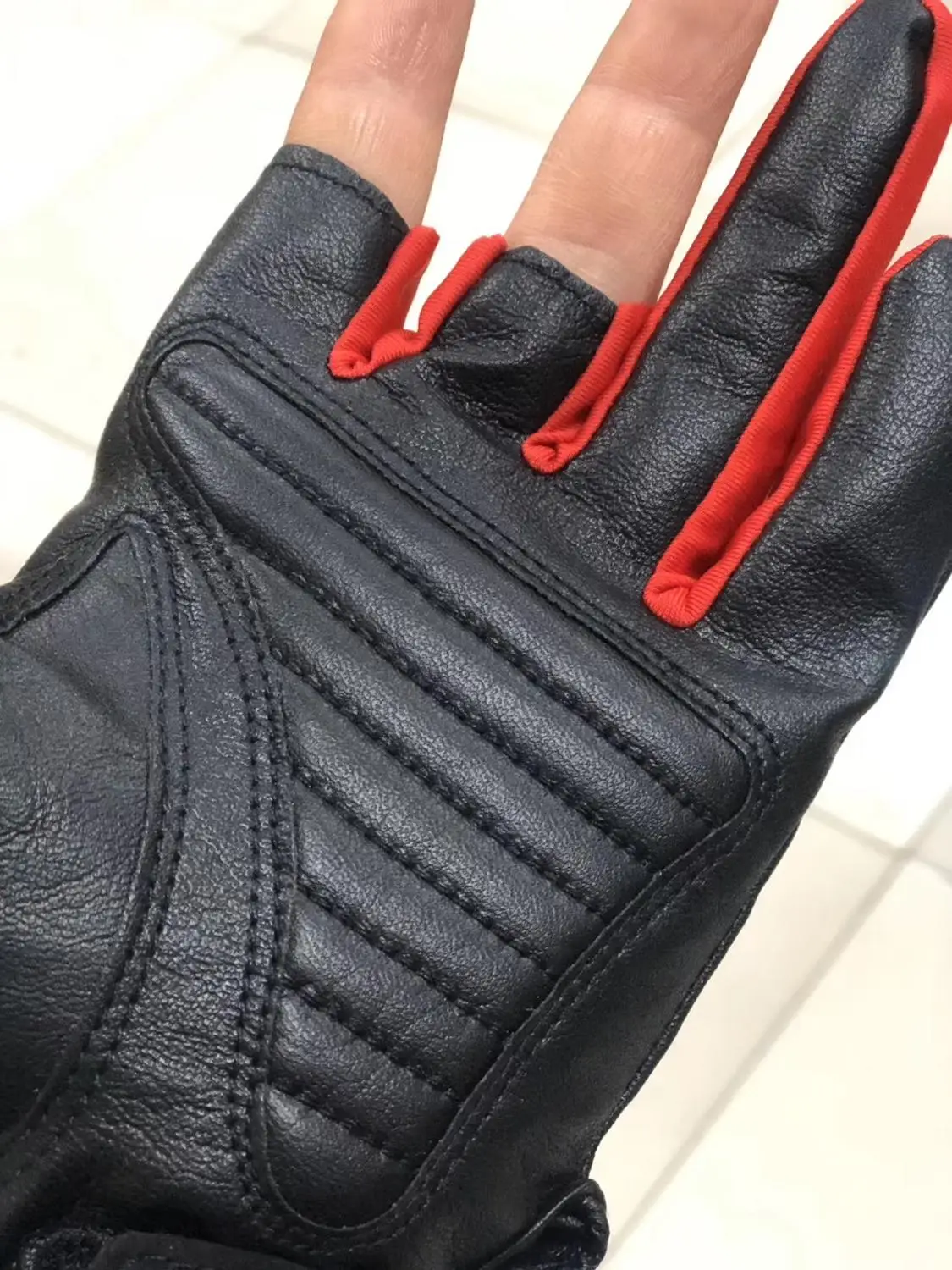 Daiwa летние Дава прочные три пальца рыболовные перчатки Рыболовные Перчатки