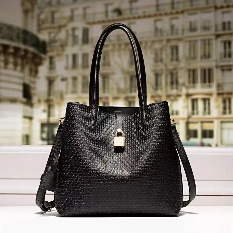 

100% Genuine Leather High-end Bucket Bag Ladies CH Letter Lock Luxury Shopping Bag Luxury Designer Shoulder Handbag Gg Sac Luxe