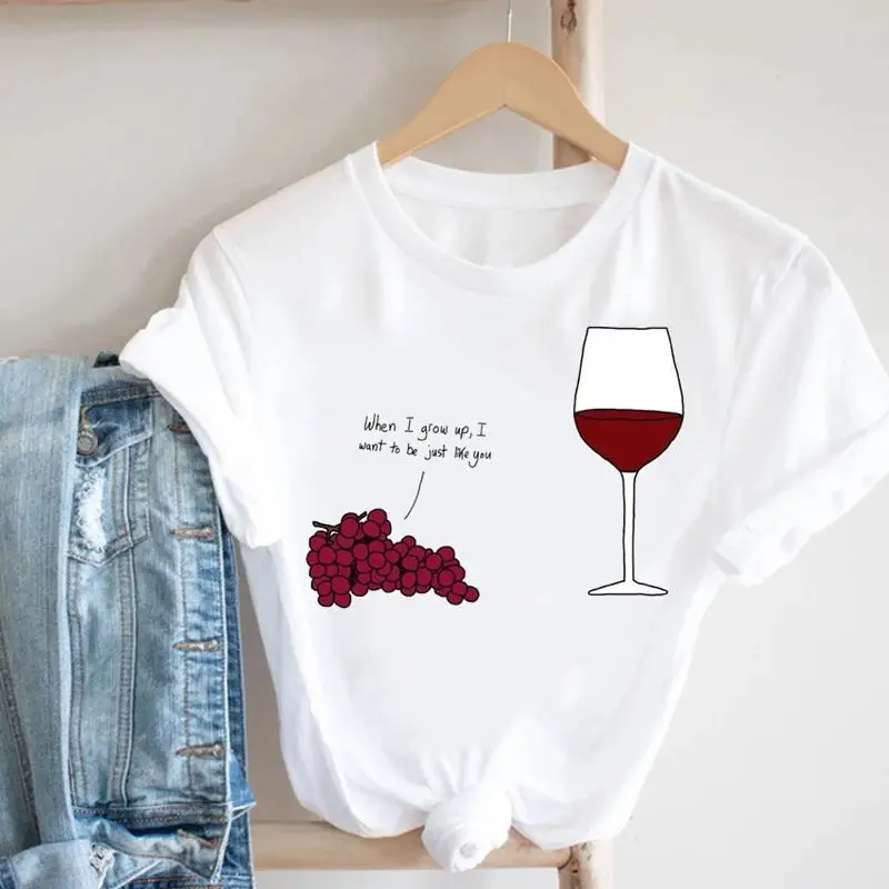 

Женская футболка с коротким рукавом, с принтом винных сердец