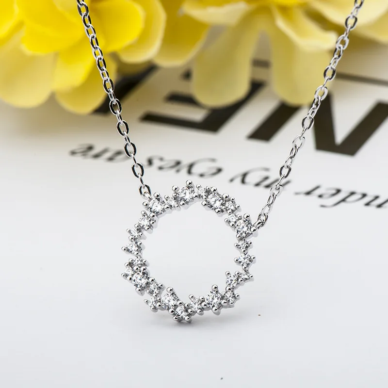 

Silver Necklace women's Circle Necklace S925 Sterling Silver micro diamond pendant short personalized clavicle chain