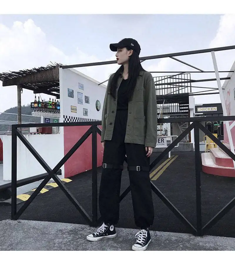 

HOUZHOU Korean Style Trousers Women Winter 2021 Fashion Plus Velvet Loose Straight Leg Pants High Waist Black Warm Pants Women