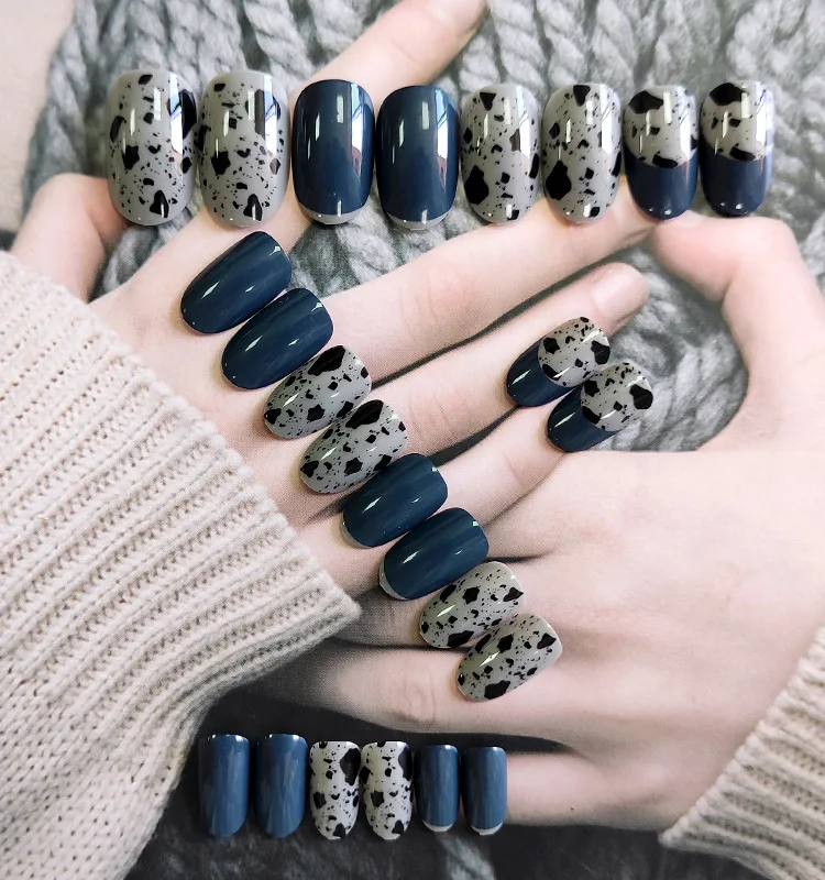 

24pcs Blue Grey Nails Patch Glue Type Short Paragraph Ultra Thin Removable Fashion Manicure False Nails Patch CIN6 899