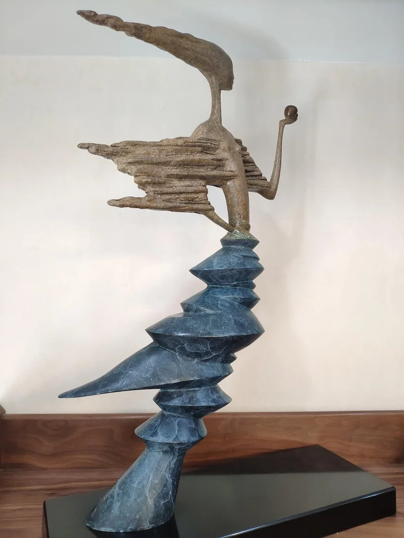 

70cm Large Abstract Bronze Girl Statue in the Wind Female Sculpture Modern Art Home Decoration