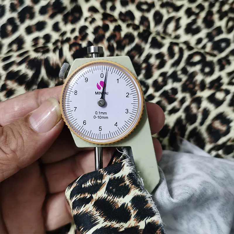 Хорошая сексуальная хлопковая ткань с леопардовым принтом для квилтинга