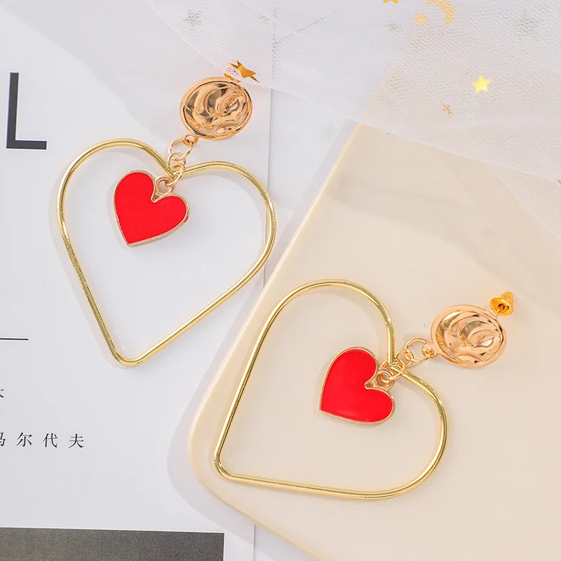 

Ruanme a pair of earrings retro geometric acrylic earring heart-shaped pendant earrings shells women stud earrings jewelry acces
