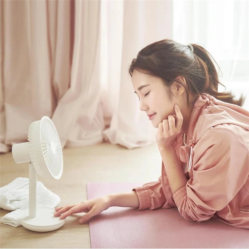 

Xiaomi Desktop Fan 60 Degree Shaking Head Height Wind Speed Adjustable 4000mAh Type-C Chargeable Light Portable Fan SOLOVE Make