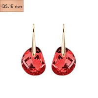 high quality swa fashion jewelry simple pea tear red crystal lady noble earring charm romantic gift