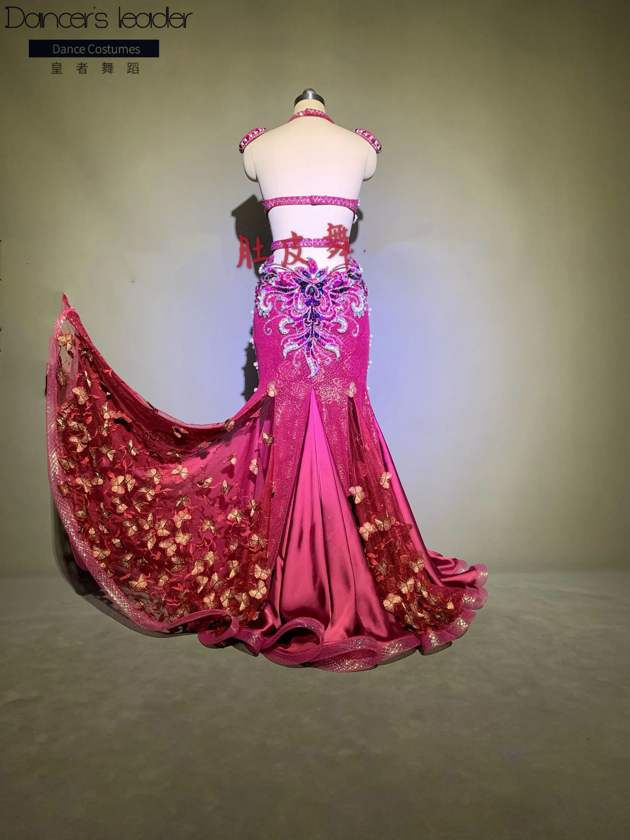 

Custom size 2020 women's new belly dance suit rhinestone bra + high-definition sexy bag hip big swing skirt show costume rose