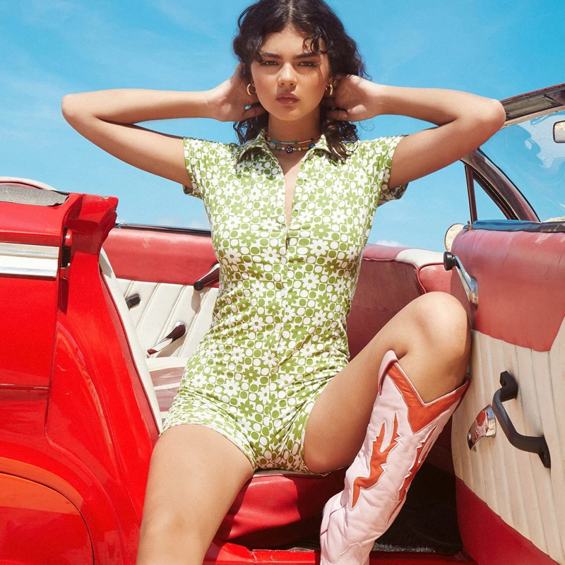 

Женский комбинезон на пуговицах, с цветочным принтом, с отложным воротником и коротким рукавом, облегающий Облегающий комбинезон, повседневный комбинезон